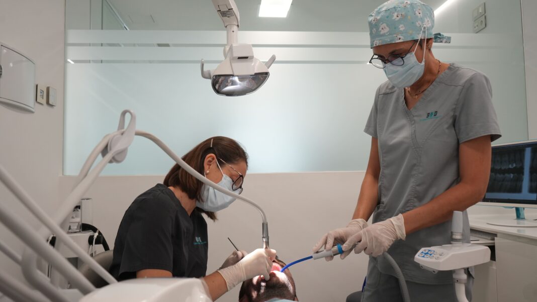 Estepona y Marbella destinos de referencia en turismo dental