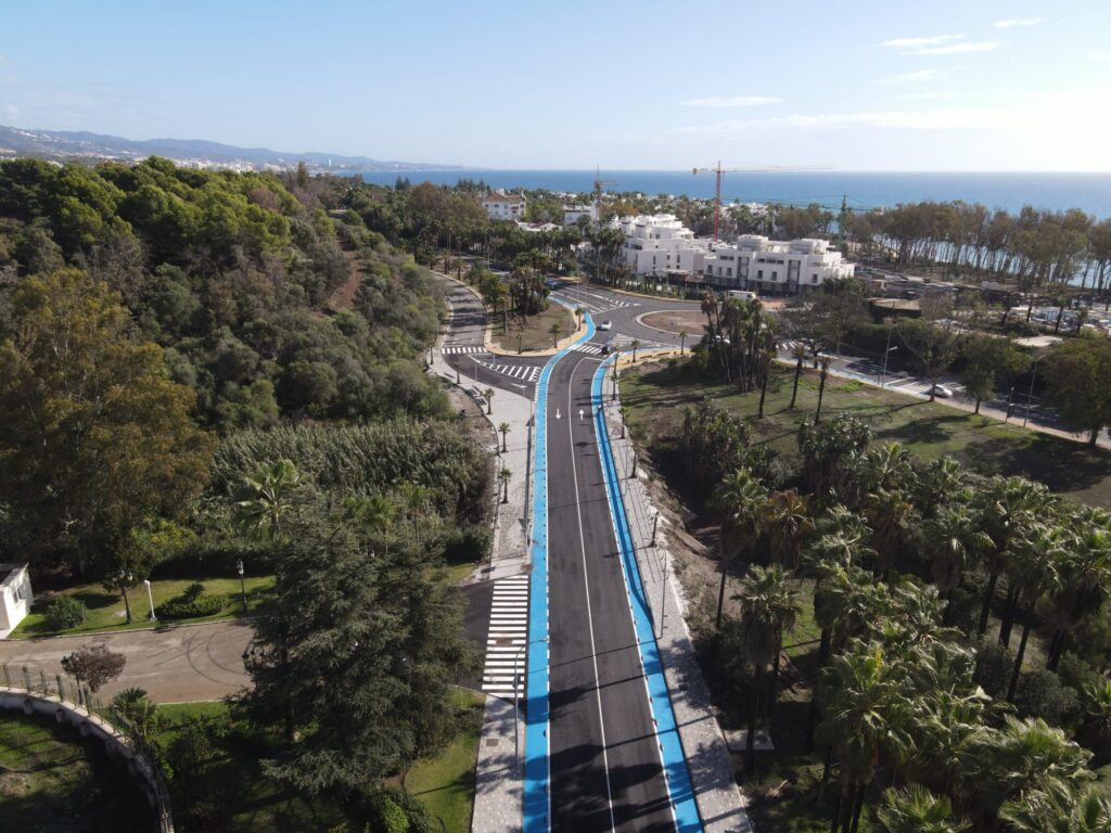 Actuaciones de mejora viaria y accesibilidad en el municipio, dentro del paquete de obras impulsado por el Ayuntamiento durante 2025.